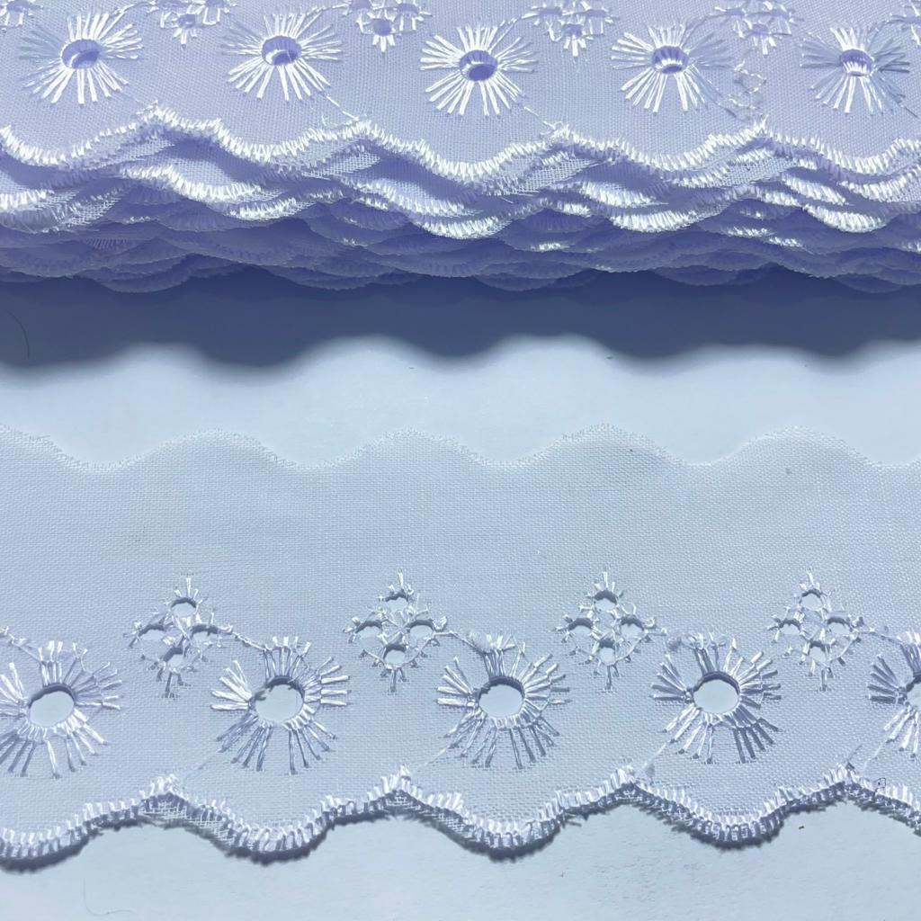 Bordado Inglês 5cm Peça com 13,7 metros - Lese Bico Tira Bordada - Poliéster Algodão em Oferta na Shopee