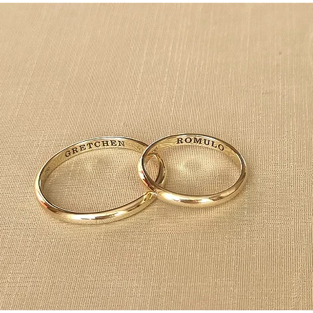 Par de Aliança Ouro 18k Banho 4mm + NOME CASAL a laser / Aliança Casamento Noivado