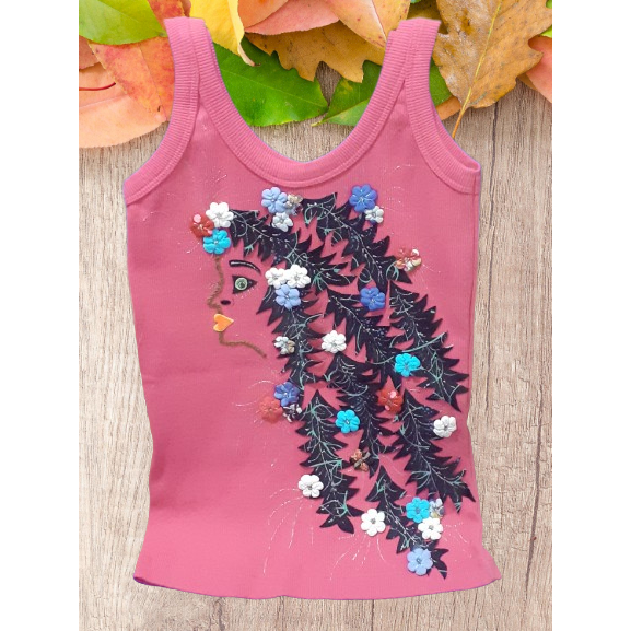 Blusa de alça com bordado a mão camiseta customizada Tamanho M