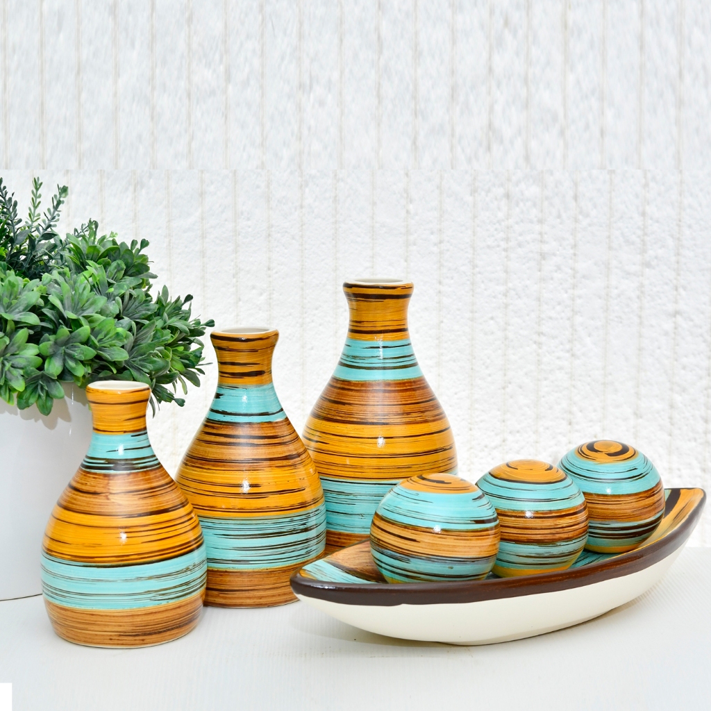Conjunto Kit com 7 unidades vasos decorados Trio Vasos Ceramica Enfeite Decorativo Centro De Mesa Sala enfeite rack centro de mesa banheiro Garrafas Estilizadas Em Cerâmica Decoração para sala de estar jarro combina com suas plantas e flores