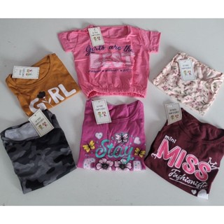 Camiseta Feminina Infantil Cropped estampa e elástico