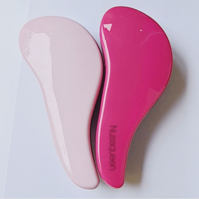 Escova  Funcional de Cabelo Mágica Desembaraçadora ideal para bolsa ferramenta  para os  cabelos todo  dia em Oferta na Shopee