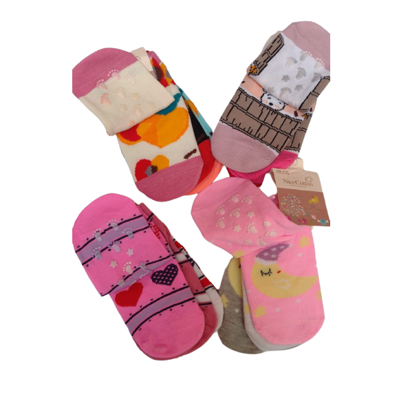 Kit 3 Pares Meia Infantil Menina Feminina Algodão Confortável Antiderrapante Sortidas.