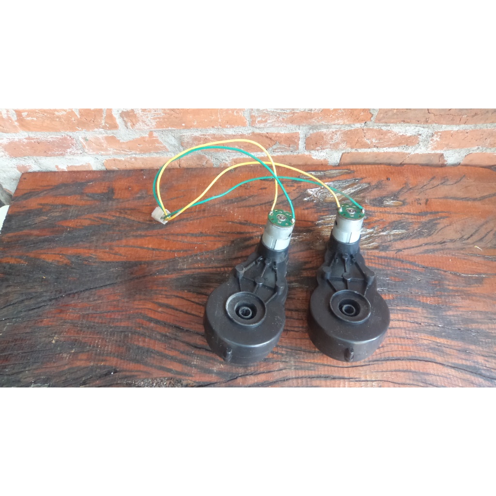 par Caixa De Engrenagem Com Motor 12v Para Quadriciclo Fort Play usado