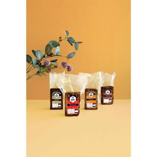 Kit Familia Tofu Bahia - 4 peças (uma peça de 200g de cada sabor, Tradicional, Chimichuri, Ervas Finas e Tomate Seco com Oregano)