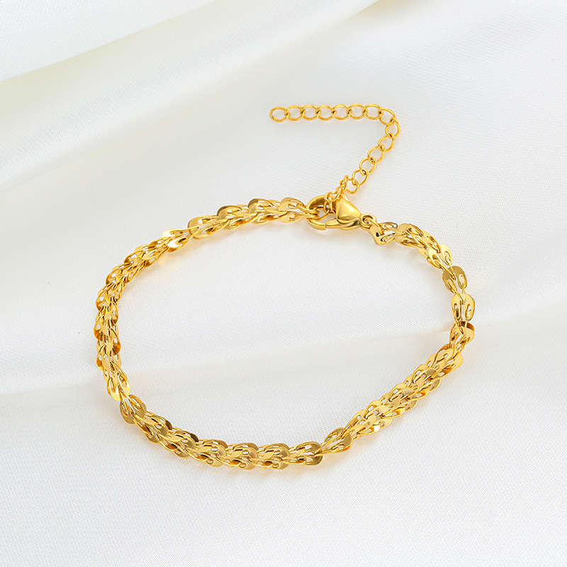 Pulseira Feminina Luxury aço inoxidável banhado ouro 18k em Oferta na Shopee