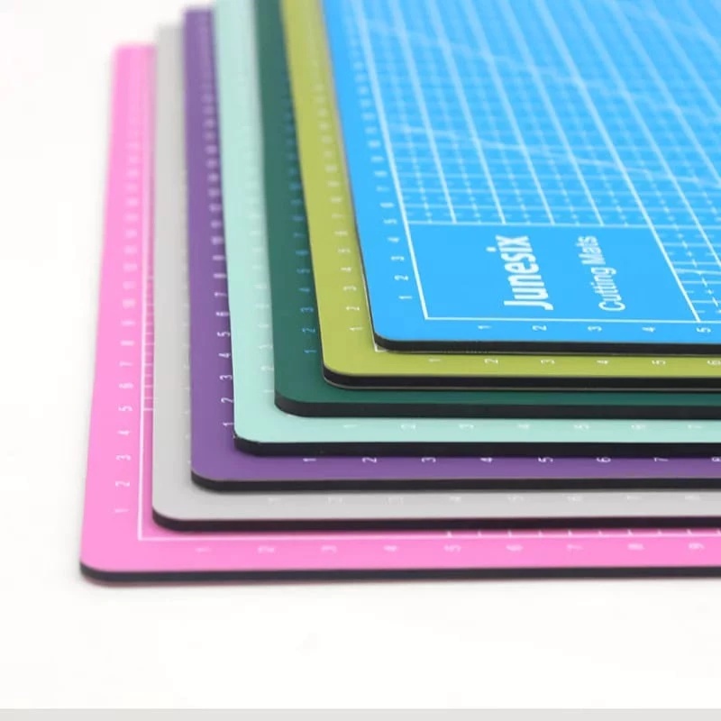 KIT Estilete De Precisão Bisturi Alumínio C/ 4 Laminas e Base Para Corte De Mesa A4 VERDE Dupla Face Patchwork Artesanat