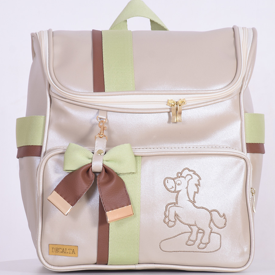 Mini Mochila Maternidade Cavalinho Champanhe/Cacau/Verde - 01 Peça