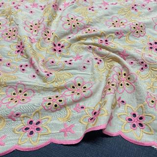 Tecido Lese Bordada Estampa Floral Verão Rosa 1,35x1,00m 100% Algodão Laise