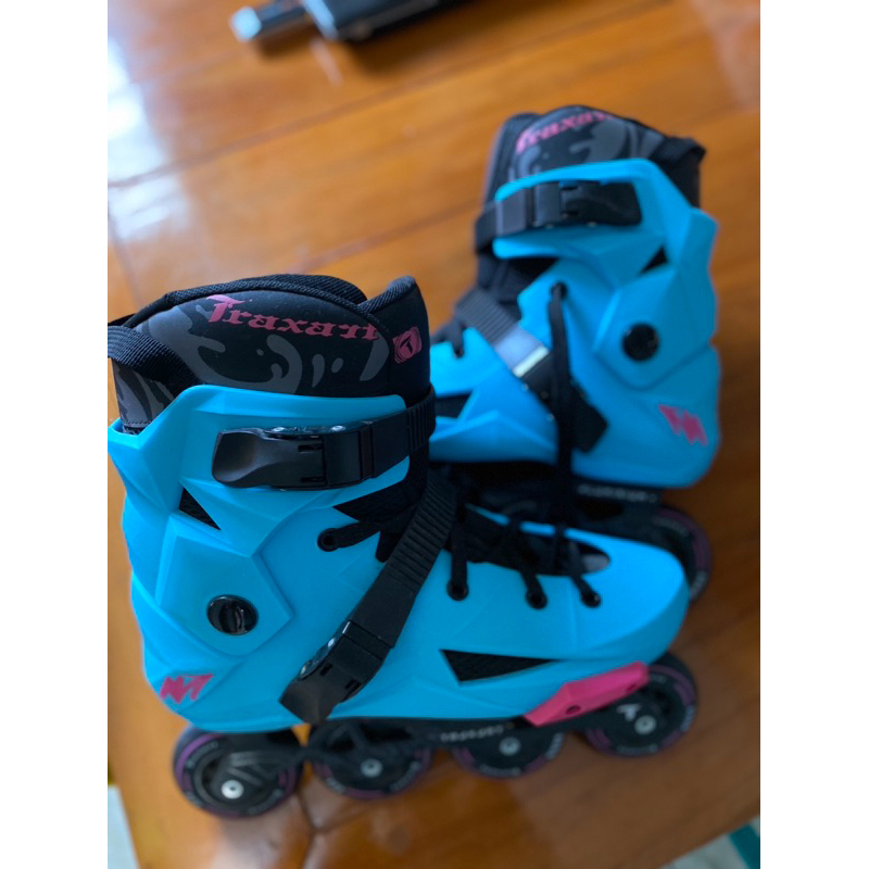 Patins profissional Traxart Revolt