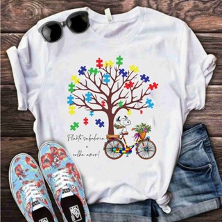 Camiseta Feminina Autismo Snoopy na Bicicleta