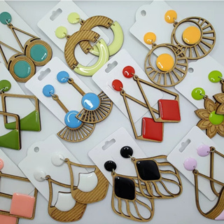 Kit 06 Pares Brincos Resina em Madeira Mdf Grande Sortidos, Femininos atacado revenda. em Oferta na Shopee