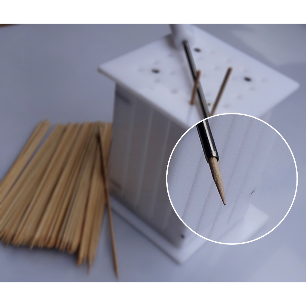 Maquina 25 Espetinhos 110  a 120 Gr Churrasquinho + furador