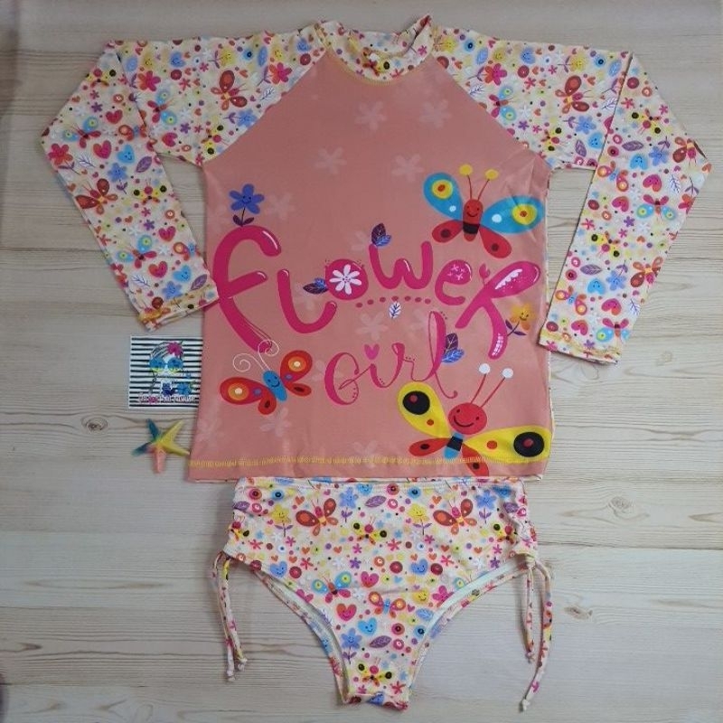 Conjunto Infantil de Praia Blusa + Biquíni com Proteção Solar UV50+ Juvenil Forrado Ajuste nas Laterais
