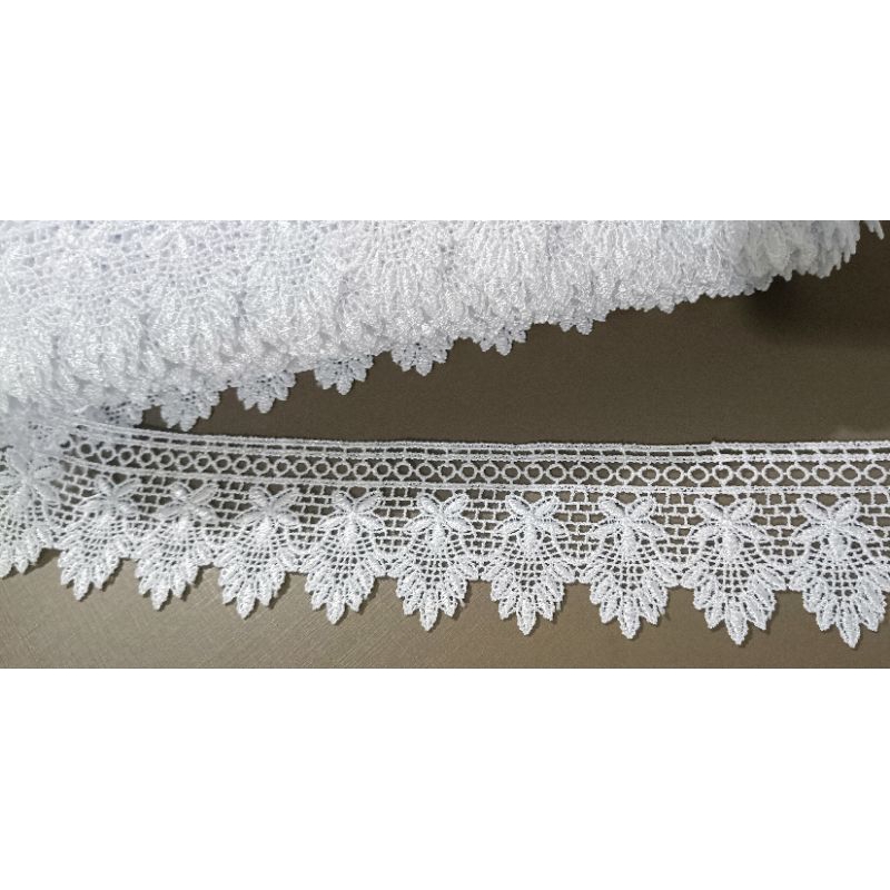 Renda Guipir CHL 156 5,0cm peça 13,7 mts NYBC