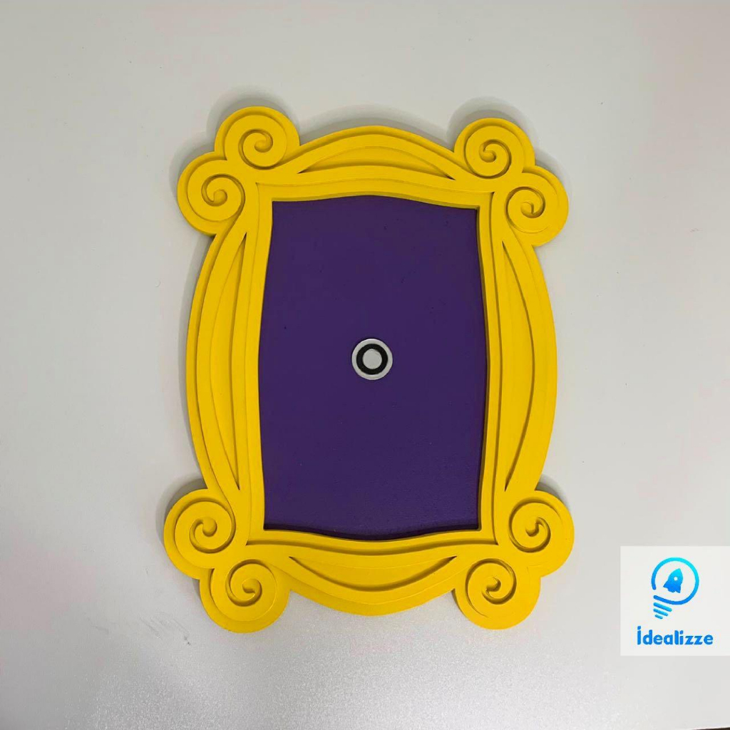 Moldura Amarela Seriado Friends - Porta da Monica