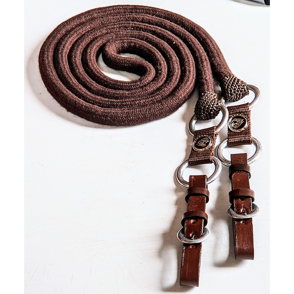 Rédea Lã Lisa Vermelha Especial 4 Argolas Aplique Cavalinho Cavalo em Oferta na Shopee