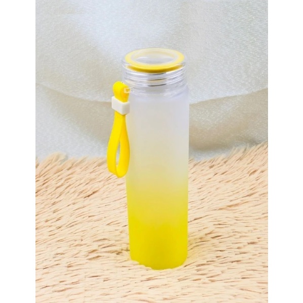 Garrafa Colorida Para Agua 500 ML Top Útil Prática E Facíl Para Bebidas Fosca Lisa Sem Frases Plástico Degrade