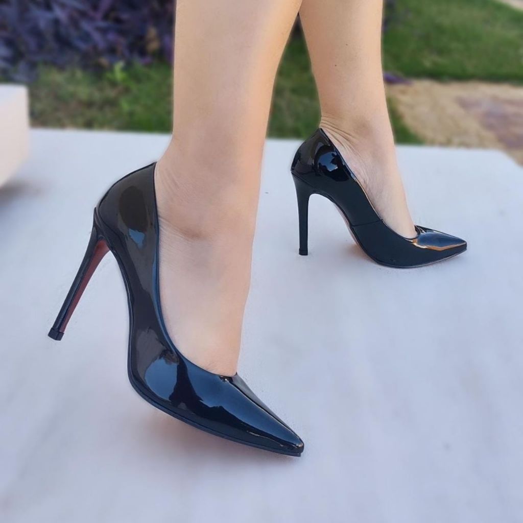 Scarpin Verniz Preto salto 11 cm Sola Escarlate em Oferta na Shopee