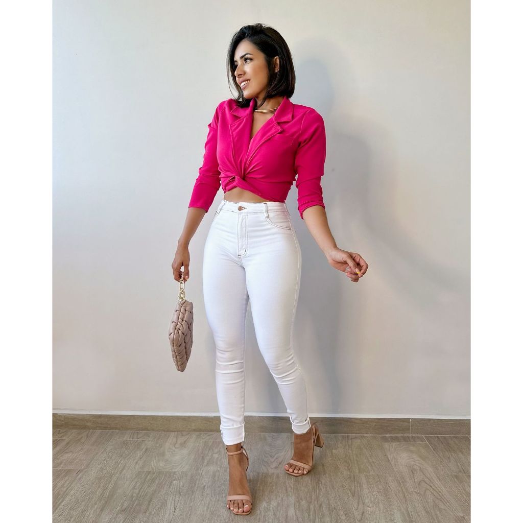 Calça Jeans Feminina Branca Rasgada no Joelho Muita Lycra Cintura Alta Skinny Elastano Levanta o Bumbum