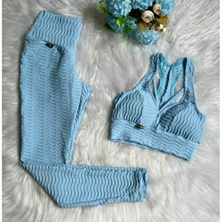 Conjunto Textura Ondas Jacquard poliamida em alto relevo . Calça Legging Academia empina bumbum e tradicional, cós alto e duplo + top nadador bojo removível Viveza Fitness