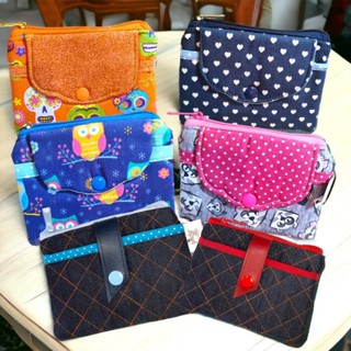 Carteira Pequena Mini Necessaire Feminina Cabe Documentos Cartão Dinheiro Várias Estampas Carteira Compacta