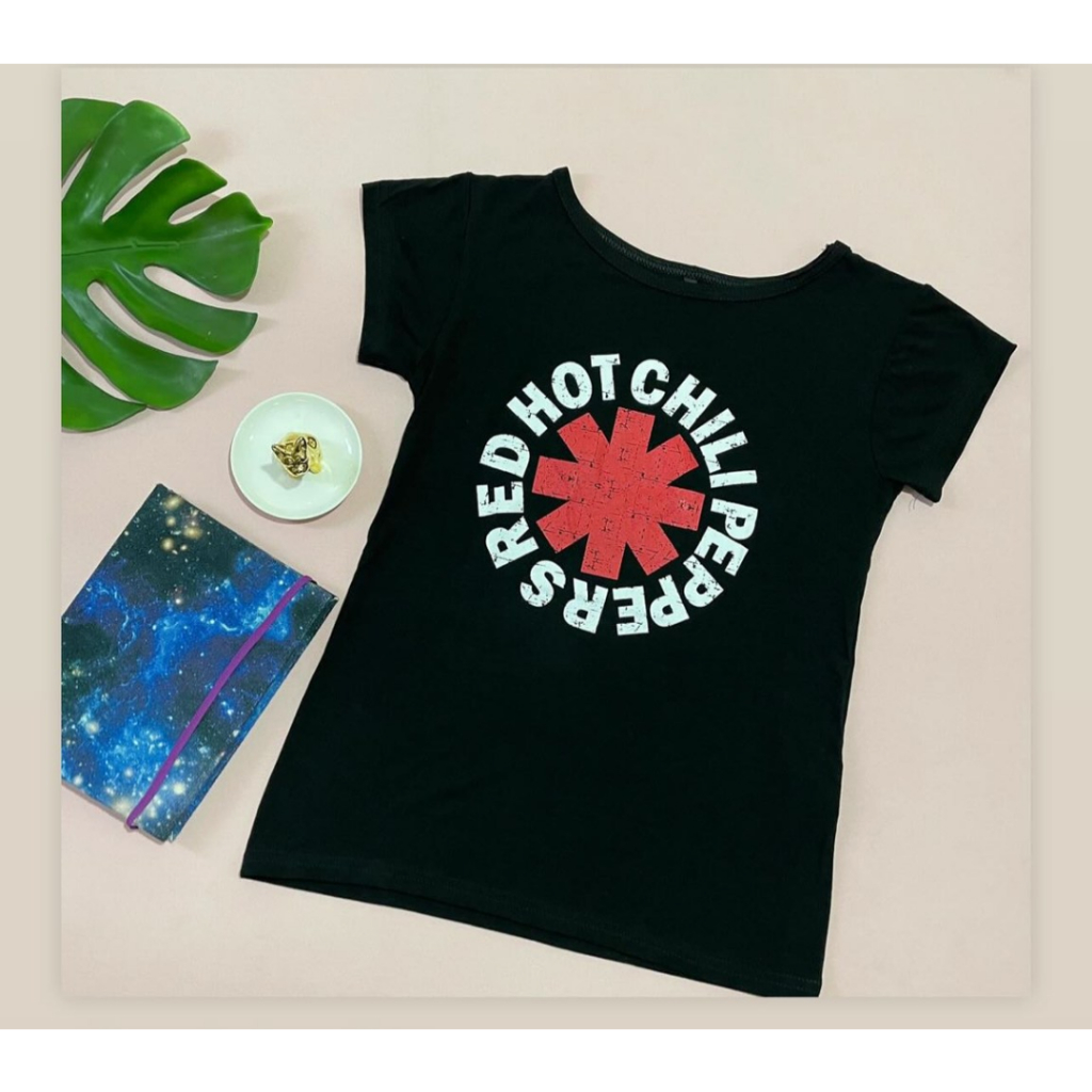 Blusa Blusinha Camiseta T-Shirt Feminina Estampado Banda de Rock Red Hot Chilli Peppers Preta