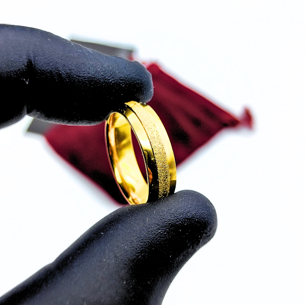 Anel Aliança Friso Diamantada Brilhante 6mm Luxuosa Banhada a Ouro 18k