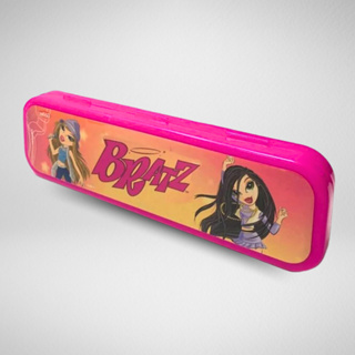 Estojo Bratz - Plástico Firme - Goller - Papelaria Anos 2000 em Oferta na Shopee