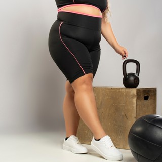 Bermuda de Academia Fitness Plus Size com Detalhe em Vivo