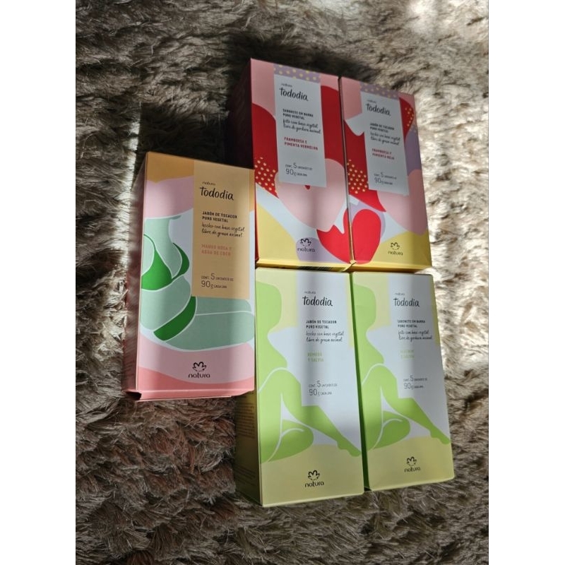 Kit 5 Caixas de Sabonete Tododia Natura Alecrim e Sálvia,Manga Rosa e Água de Coco,Framboesa e Pimenta Vermelha e outros