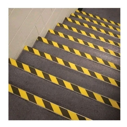 Fita Antiderrapante Externa Para Escada Rampa Box Banheiro E Áreas Úmidas 50x5m 4 Cores