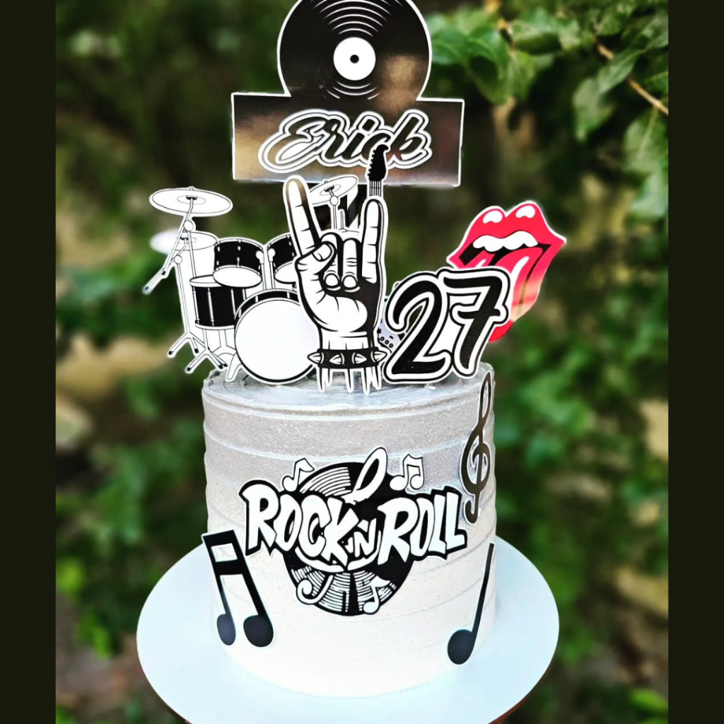TOPO DE BOLO ROCK ROLL, PERSONALIZADO COM NOME E IDADE. em Oferta na Shopee