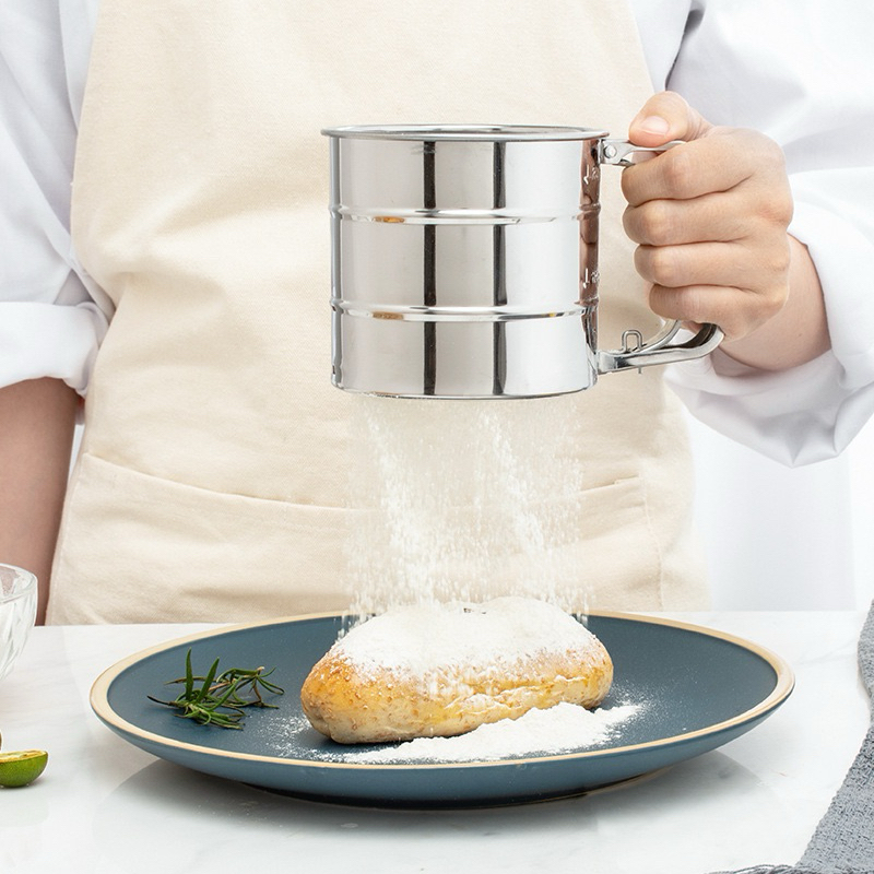 Polvilhador Inox Caneca de Gatilho Farinha Açucar Chocolate Clink