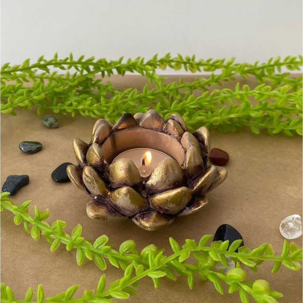 Castiçal Decorativo Flor de Lótus com Vela. em Oferta na Shopee