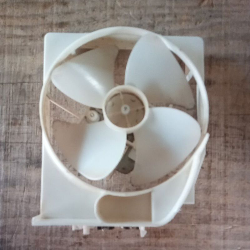 Motor do microondas Eletrolux mef41 mep41 110v completo usado