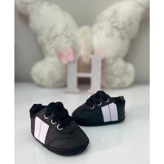 Tênis de bebê masculino estilo chuteira cores em Oferta na Shopee