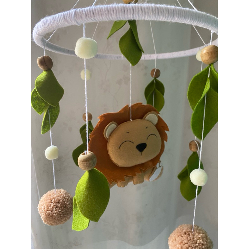 Mobile de berço leão fofura base circular — imagem 2 de 2
