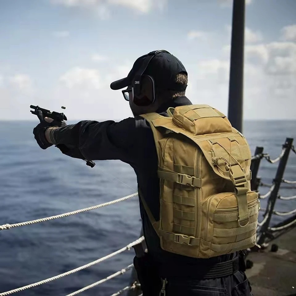 Mochila Tática Militar 40 Litros Super Resistente com Abertura
