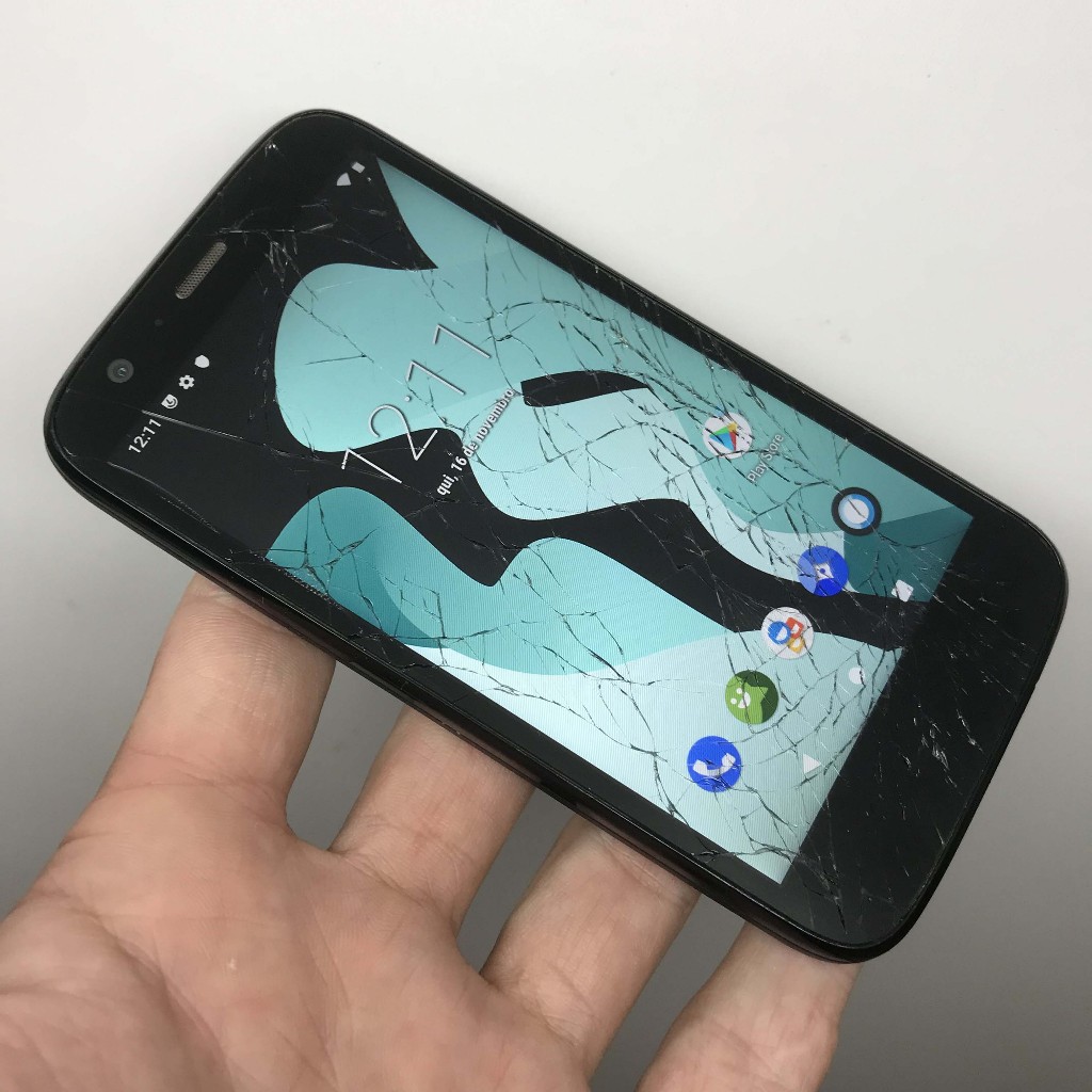 Motorola Moto G1 Atualizado para o Android 9 | Com alguns trincos mas funcionando perfeitamente | Leia a Descrição | XT1040 | Celular | Smartphone