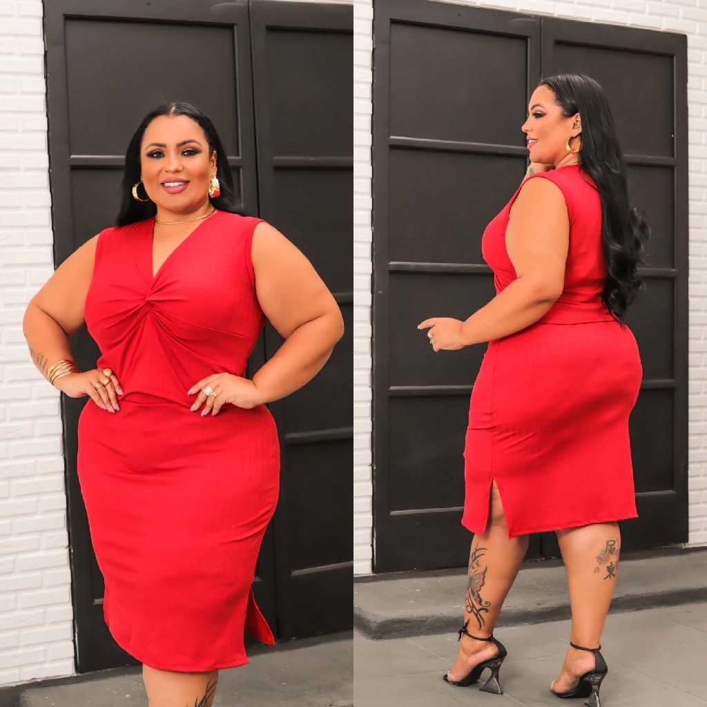 Conjunto Plus Size Feminino Saia Midi e Blusa Cropped Decote V Alça Grossa Curve