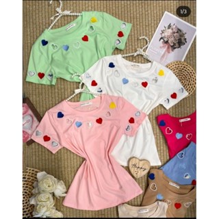 Camiseta Feminina Algodão Corações Bordados e Vazados Social Casual T shirt Camiseta