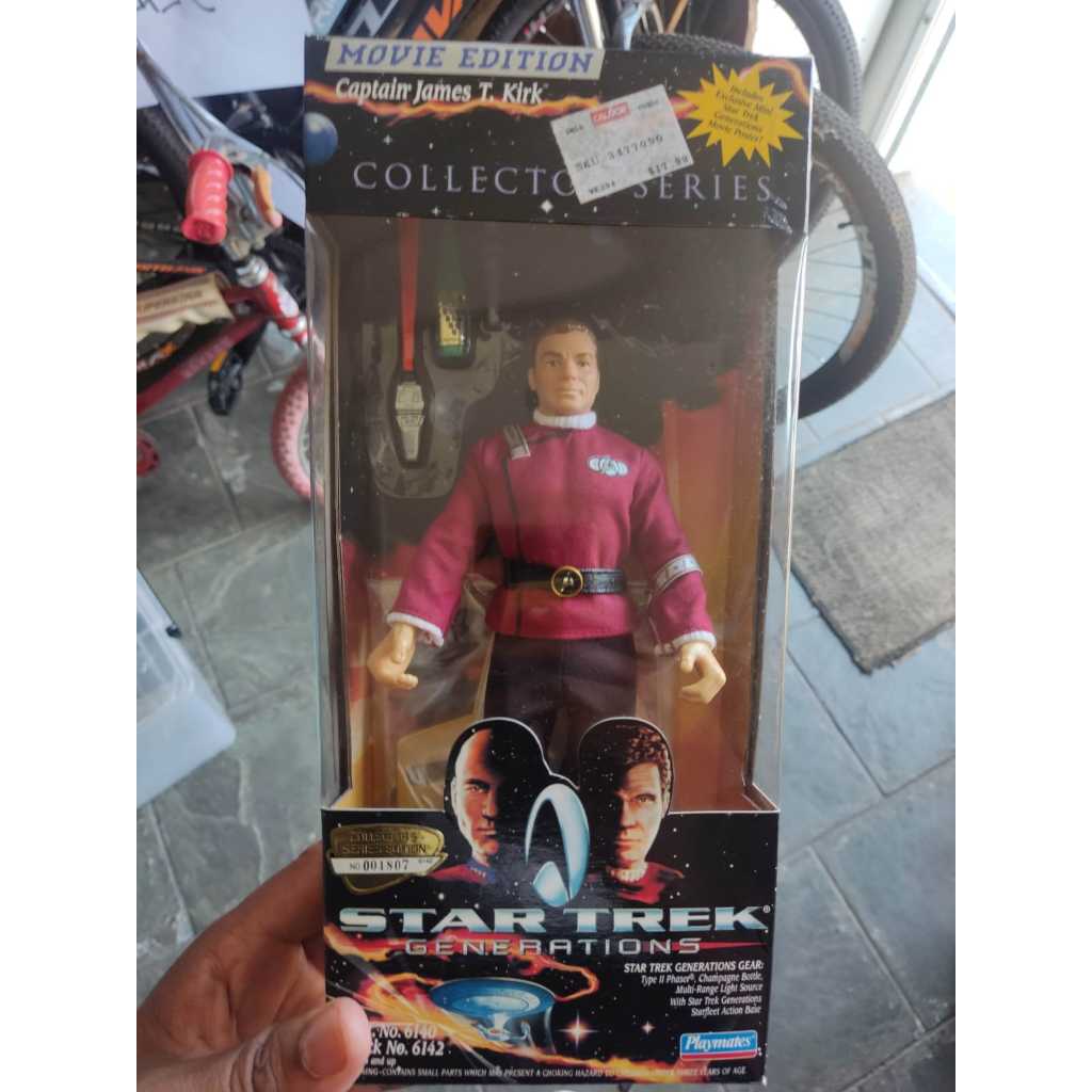 Boneco Coleção Star Trek Captain James T Kirke  edition 1807 coleçao e serie 6142