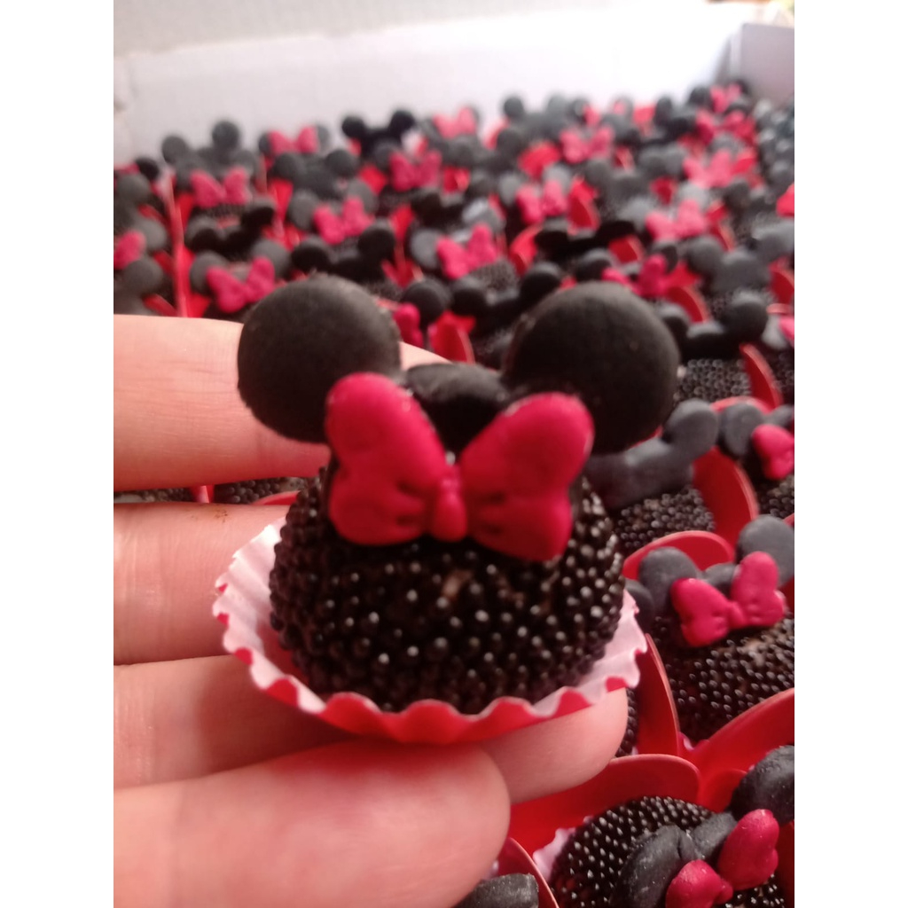 kit réguas cortadoras para apliques  confeitos de açúcar  brigadeiros  temáticos  minnie  Mickey