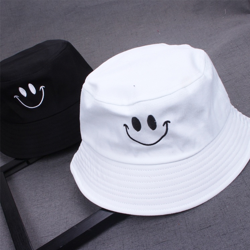 Bone Chapeu Bucket Hat Smile Sorriso Preto /Branco Top