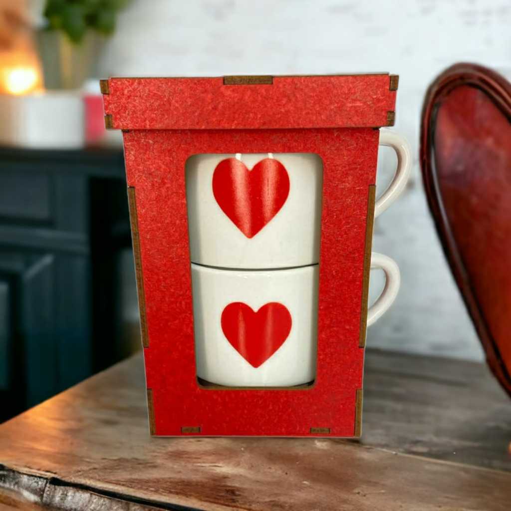 CAIXA SUPORTE COM 2 XÍCARAS HOTEL CORAÇÃO VERMELHA