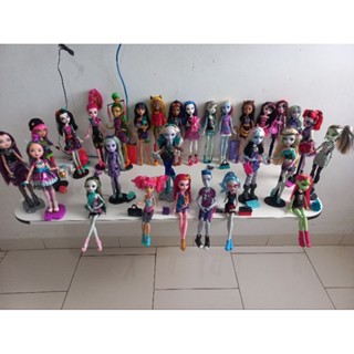 Bonecas Monster High e Ever After High - Madeline Hatter - Operetta - Draculaura - Cleo - Raven - howleen - skelita - jina fire