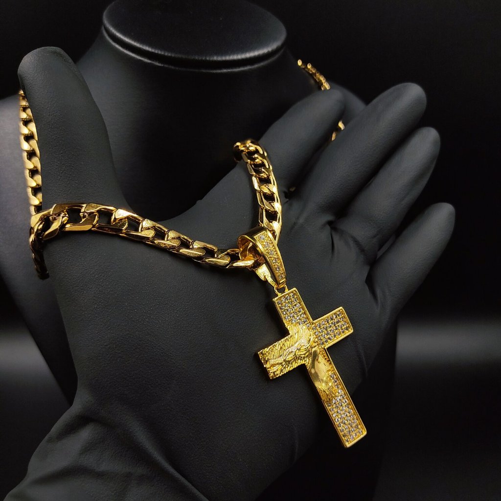 Conjunto Kit Cordão Grummet 10mm Grosso com Pingente Cruz Crucifixo Cravejado Masculino Moeda Antiga Legítima