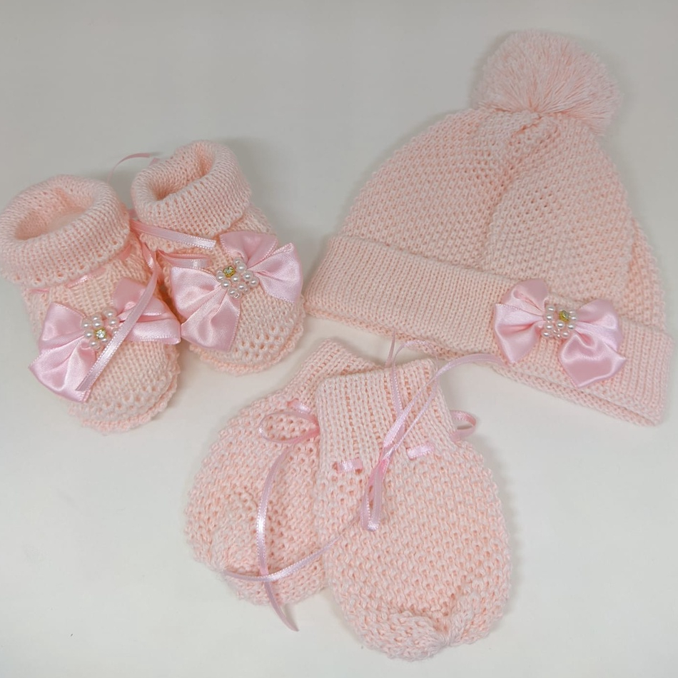 Kit Touca/Gorro , Luvas/Luvinha e Sapatinho/Botinha Algodão Recém Nascido RN até 2 Meses)