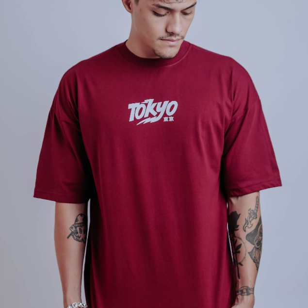 Camiseta OVERSIZED estampada vinho blusa camisa Streetwear em algodão 30.1 modelo Tokyo Premium OVERSIZED